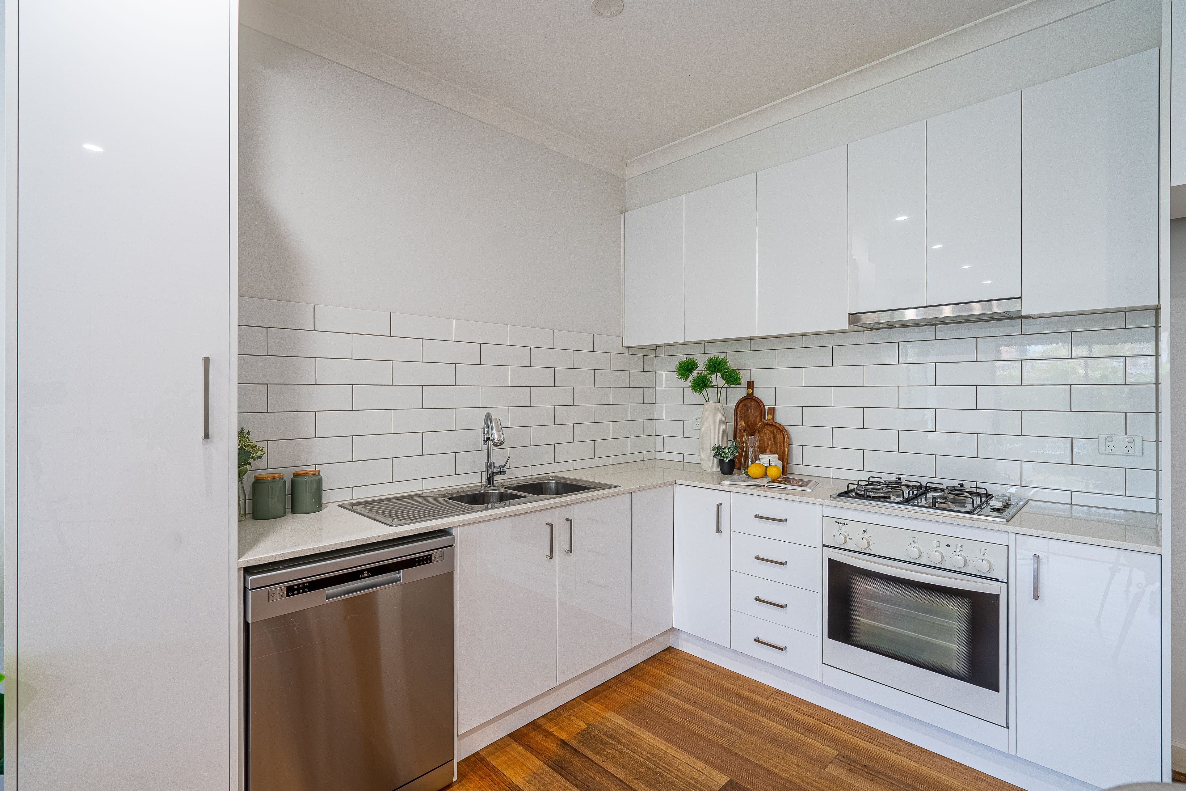 7B Carrol Street, Reservoir VIC 3073, Reservoir - Thumbnail 6