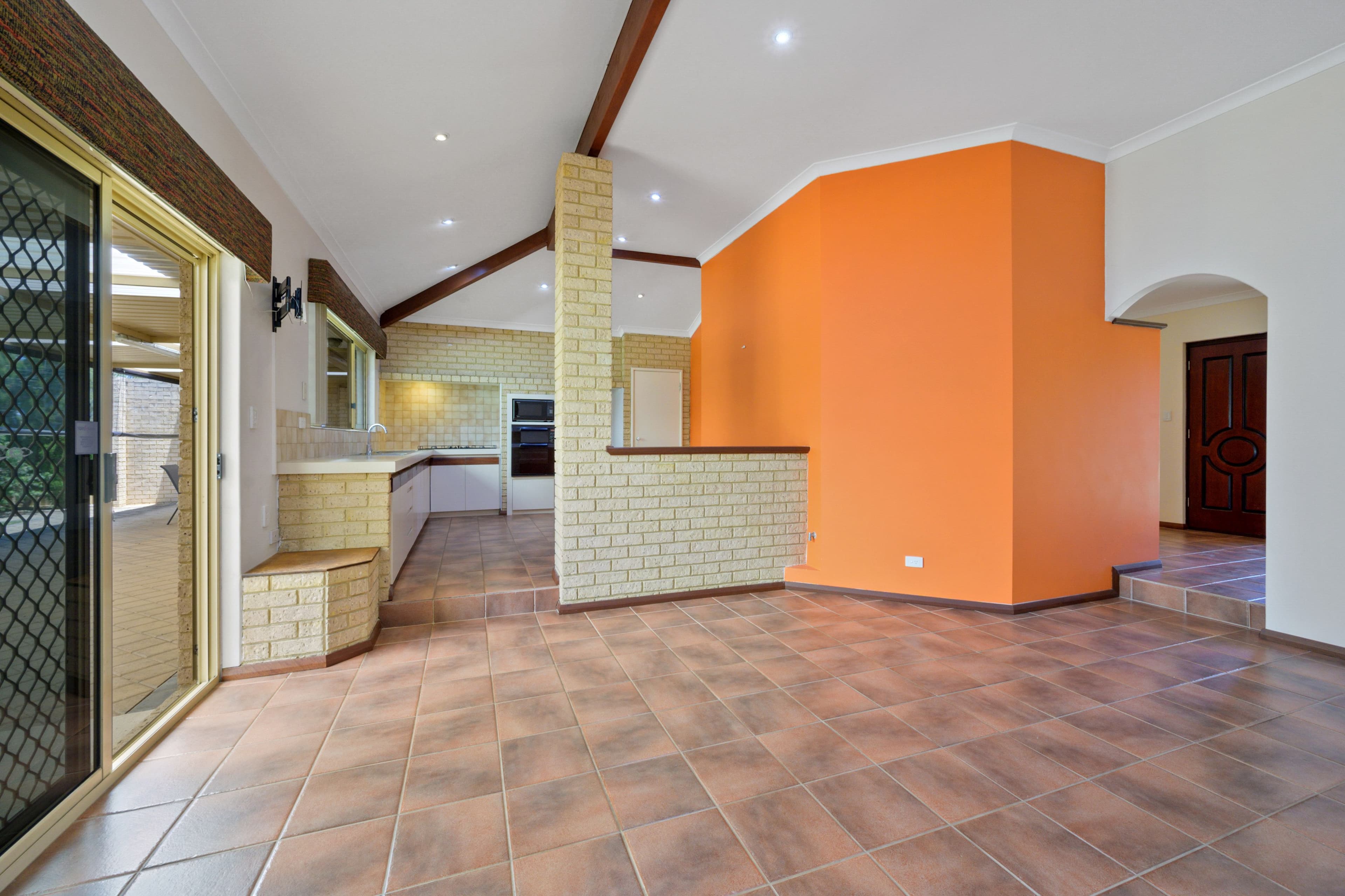22 Horton Crescent, Marangaroo WA 6064, Marangaroo - Thumbnail 4