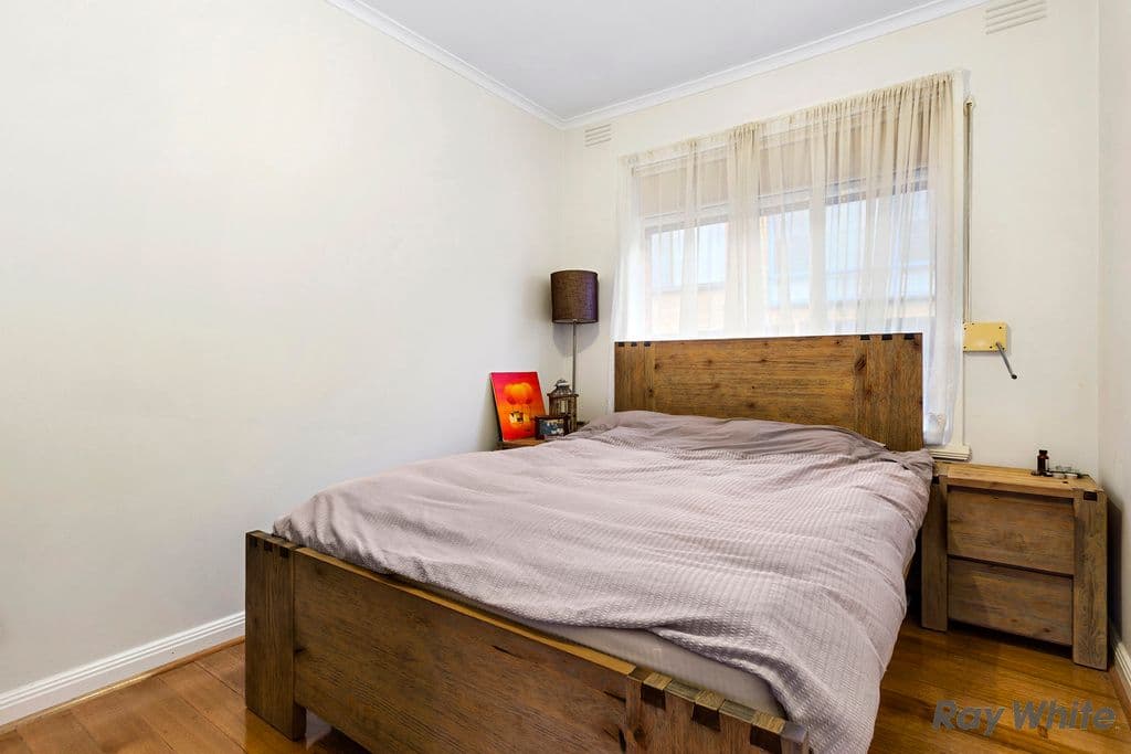 28 Leopold Street, Burwood VIC 3125, Burwood - Thumbnail 4