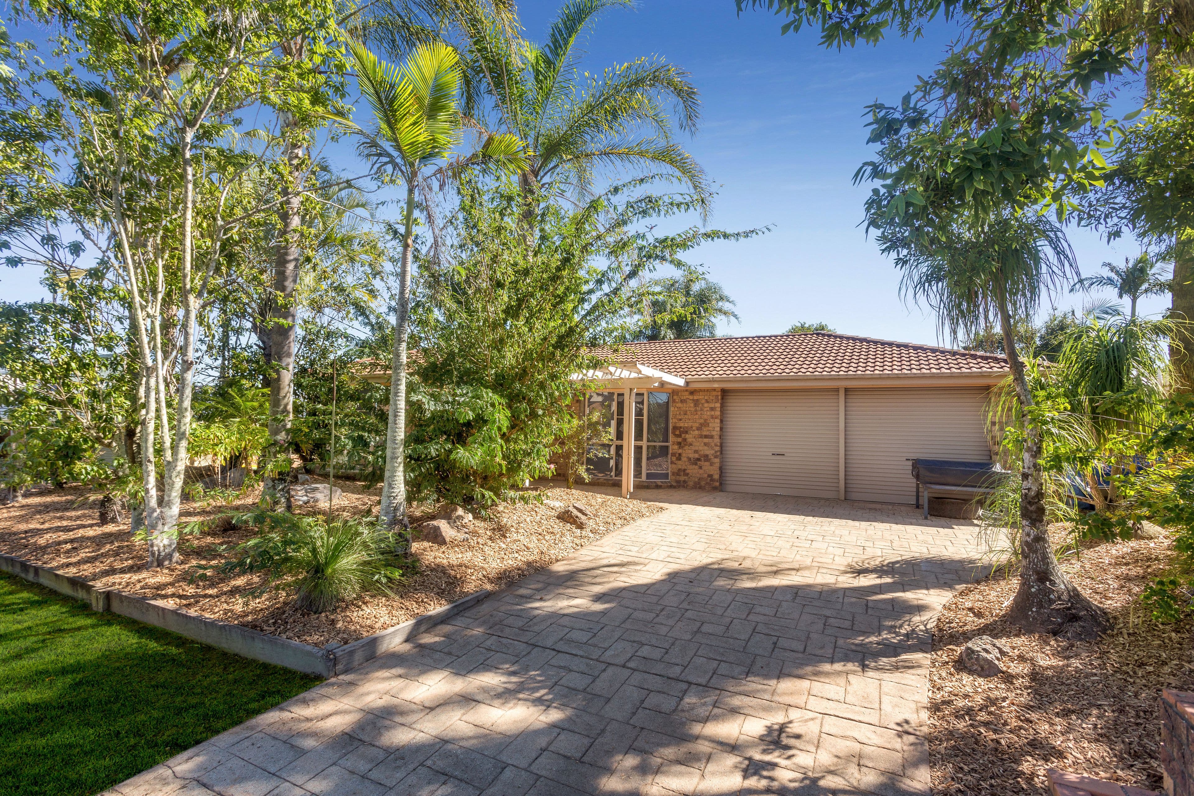 9 Chowchilla Street, Albany Creek QLD 4035, Albany Creek - Thumbnail 2