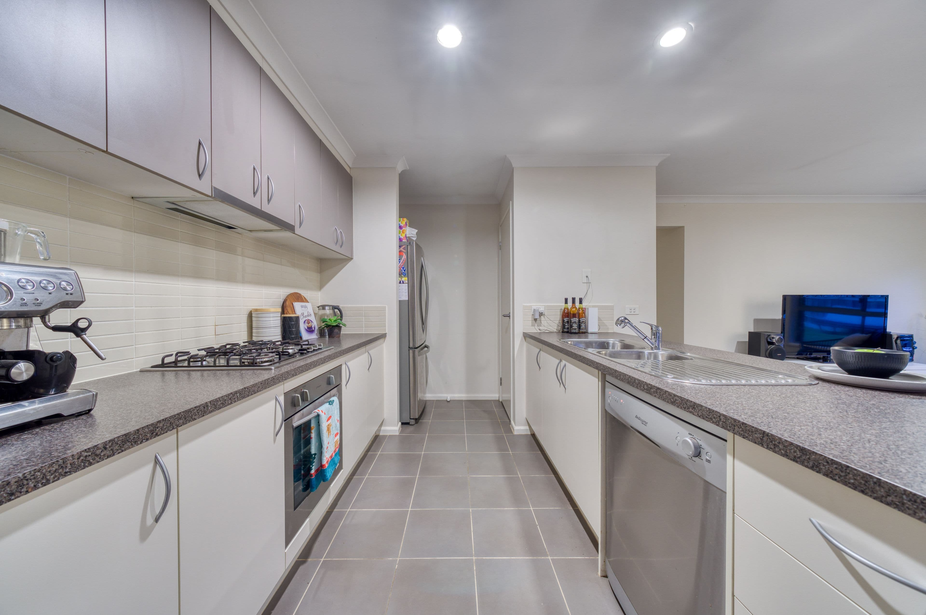 137 Boland Drive, Lyndhurst VIC 3975, Lyndhurst - Thumbnail 2