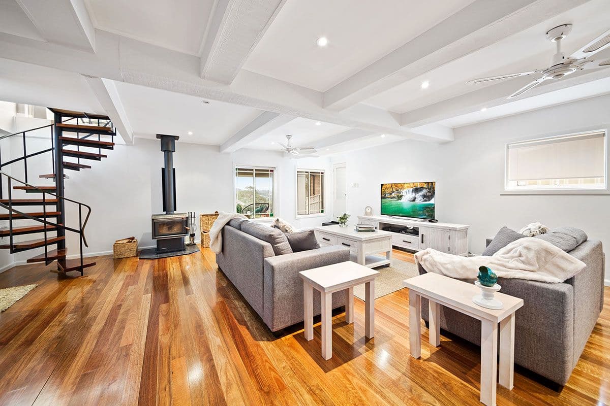 6 Cranbrook Place, Illawong - Thumbnail 4