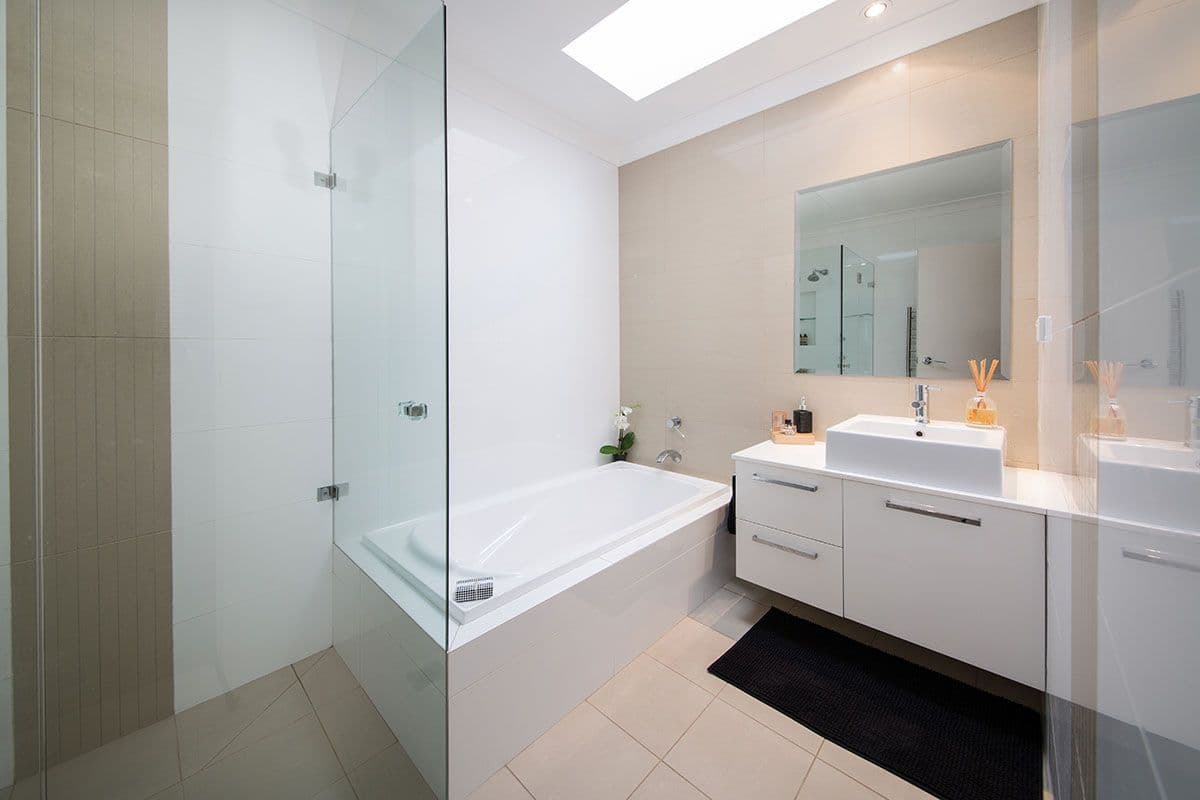 6 Cranbrook Place, Illawong - Thumbnail 5