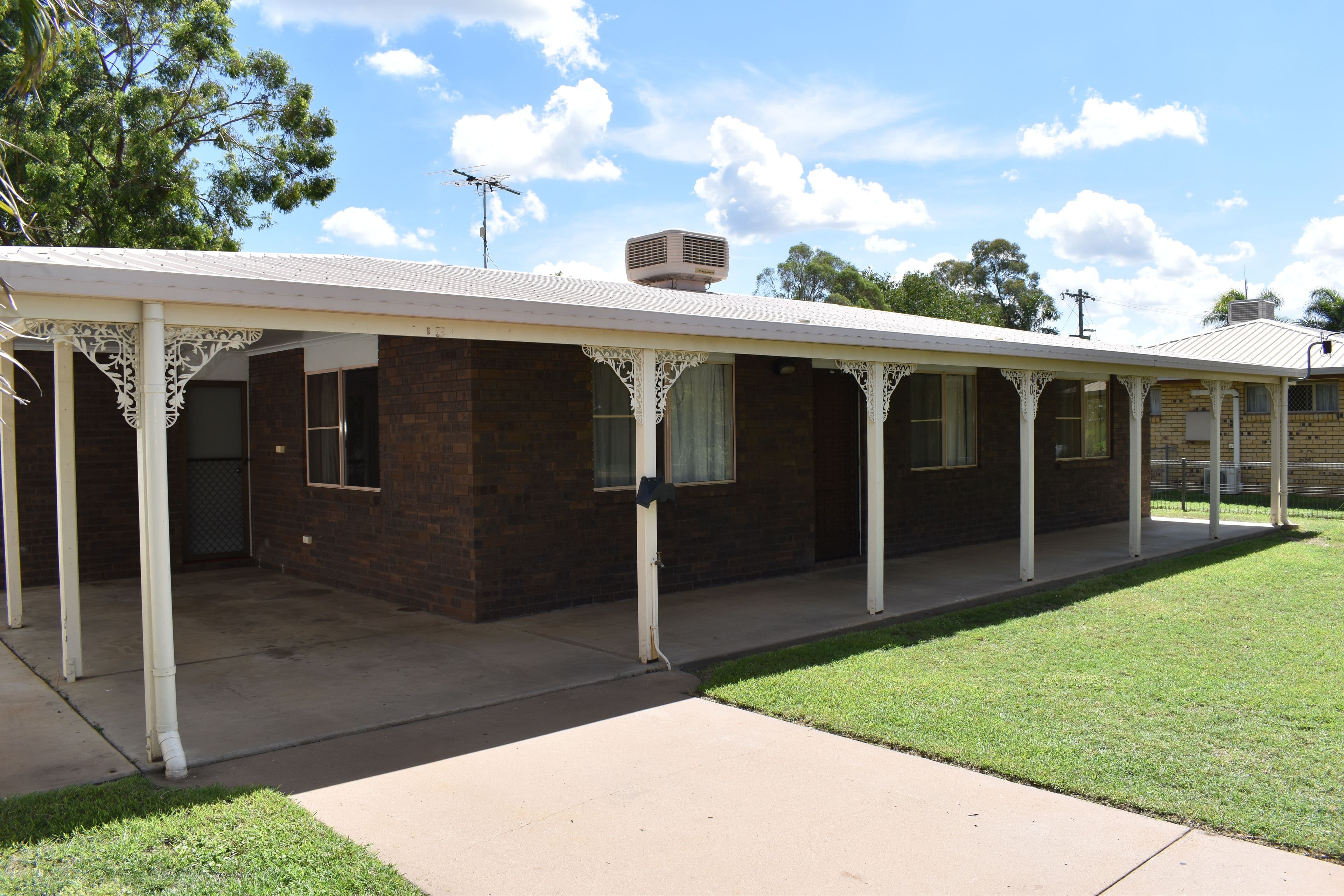 40 White Street, Emerald QLD 4720, Emerald - Thumbnail 2