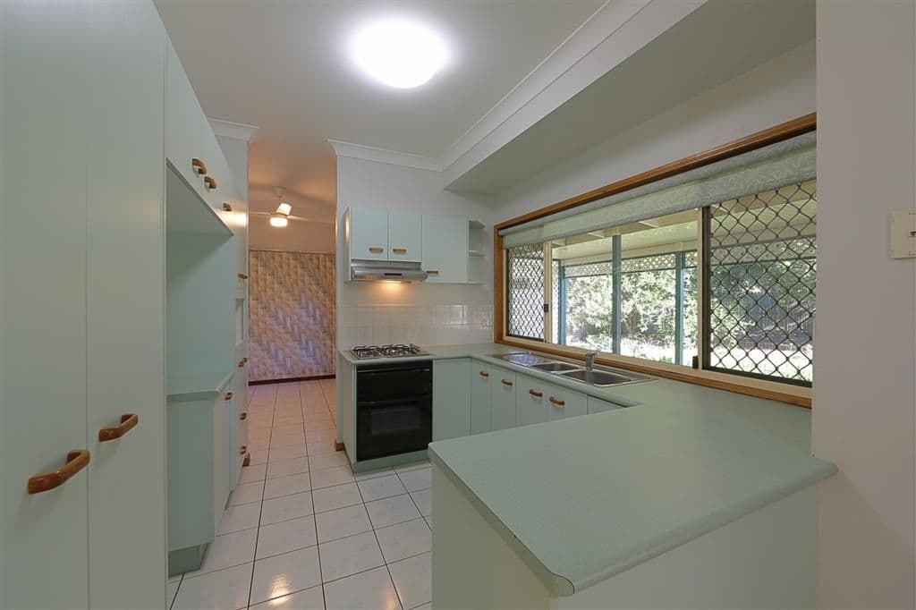 13 Acacia Street, MOORE PARK BEACH QLD 4670, Moore Park Beach - Thumbnail 6