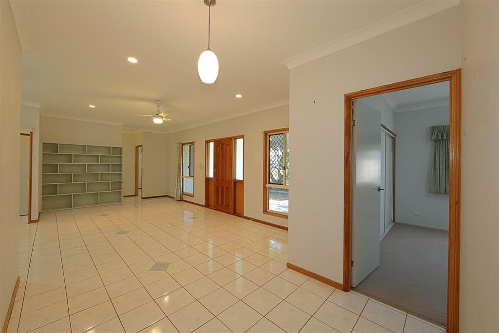 13 Acacia Street, MOORE PARK BEACH QLD 4670, Moore Park Beach - Thumbnail 7