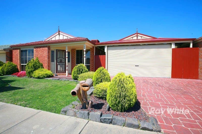 29 Fairhaven Boulevard, CRANBOURNE VIC 3977, Cranbourne West - Thumbnail 2