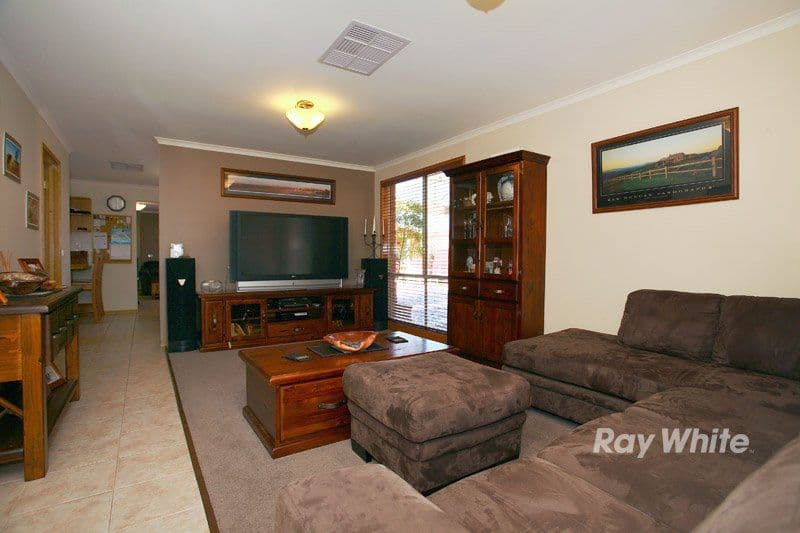 29 Fairhaven Boulevard, CRANBOURNE VIC 3977, Cranbourne West - Thumbnail 6