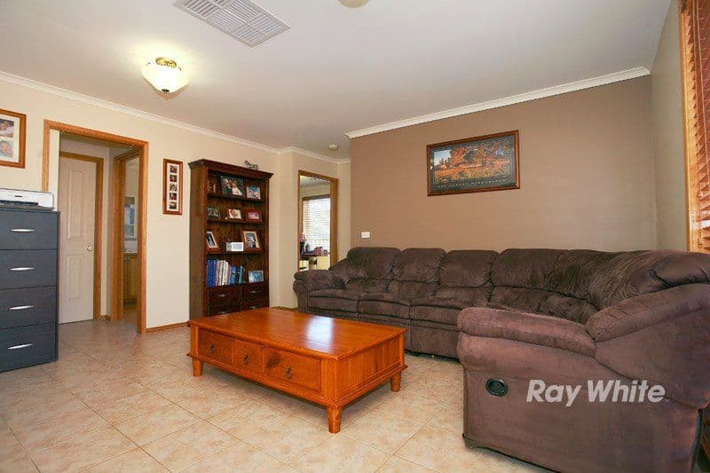 29 Fairhaven Boulevard, CRANBOURNE VIC 3977, Cranbourne West - Thumbnail 8