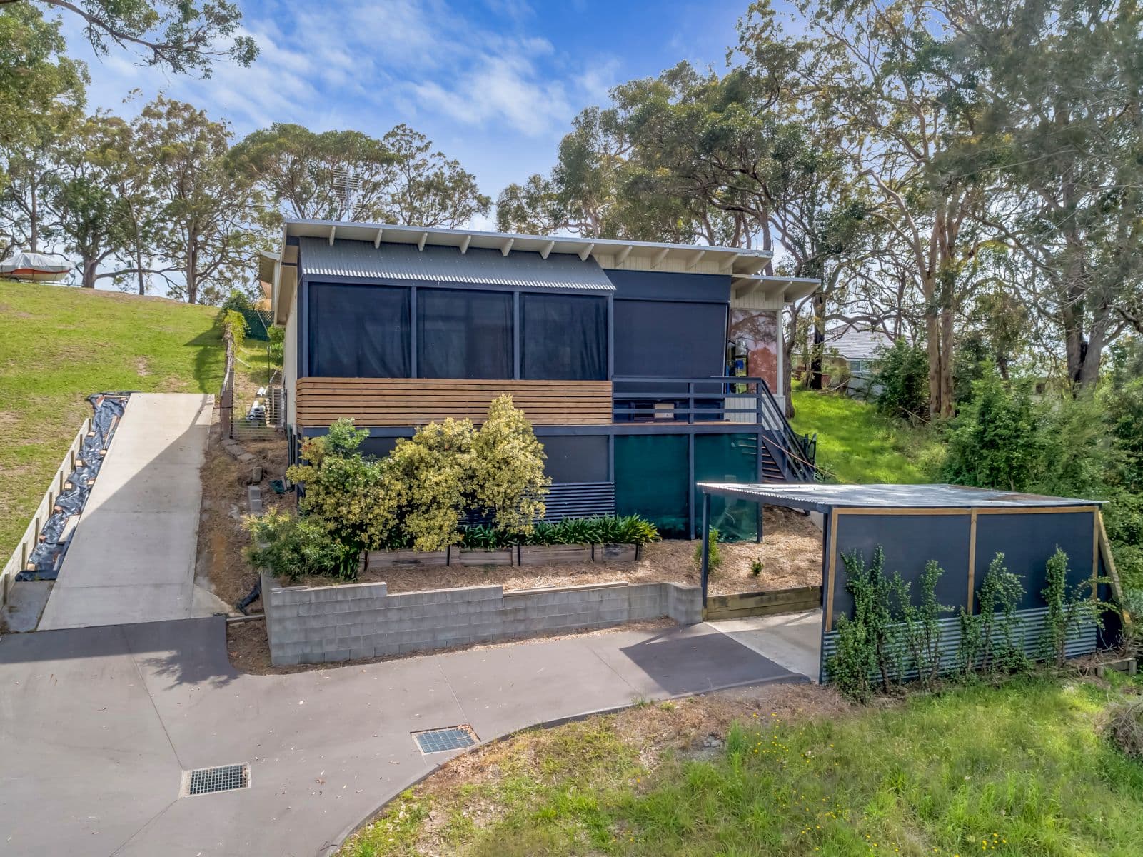143 Dobell Drive, Wangi Wangi - Thumbnail 2