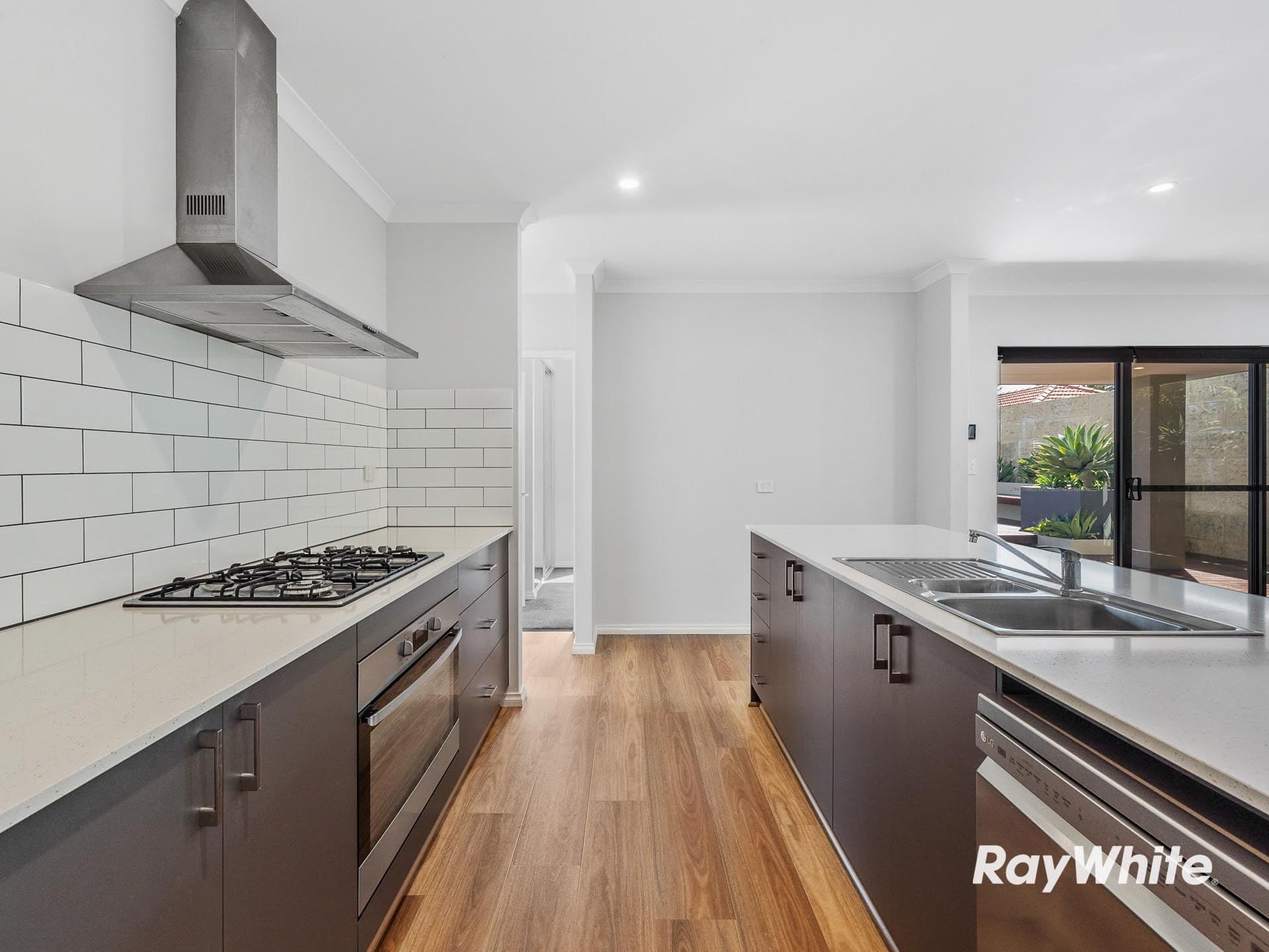 5 Northport Boulevard, Wannanup WA 6210, Wannanup - Thumbnail 8