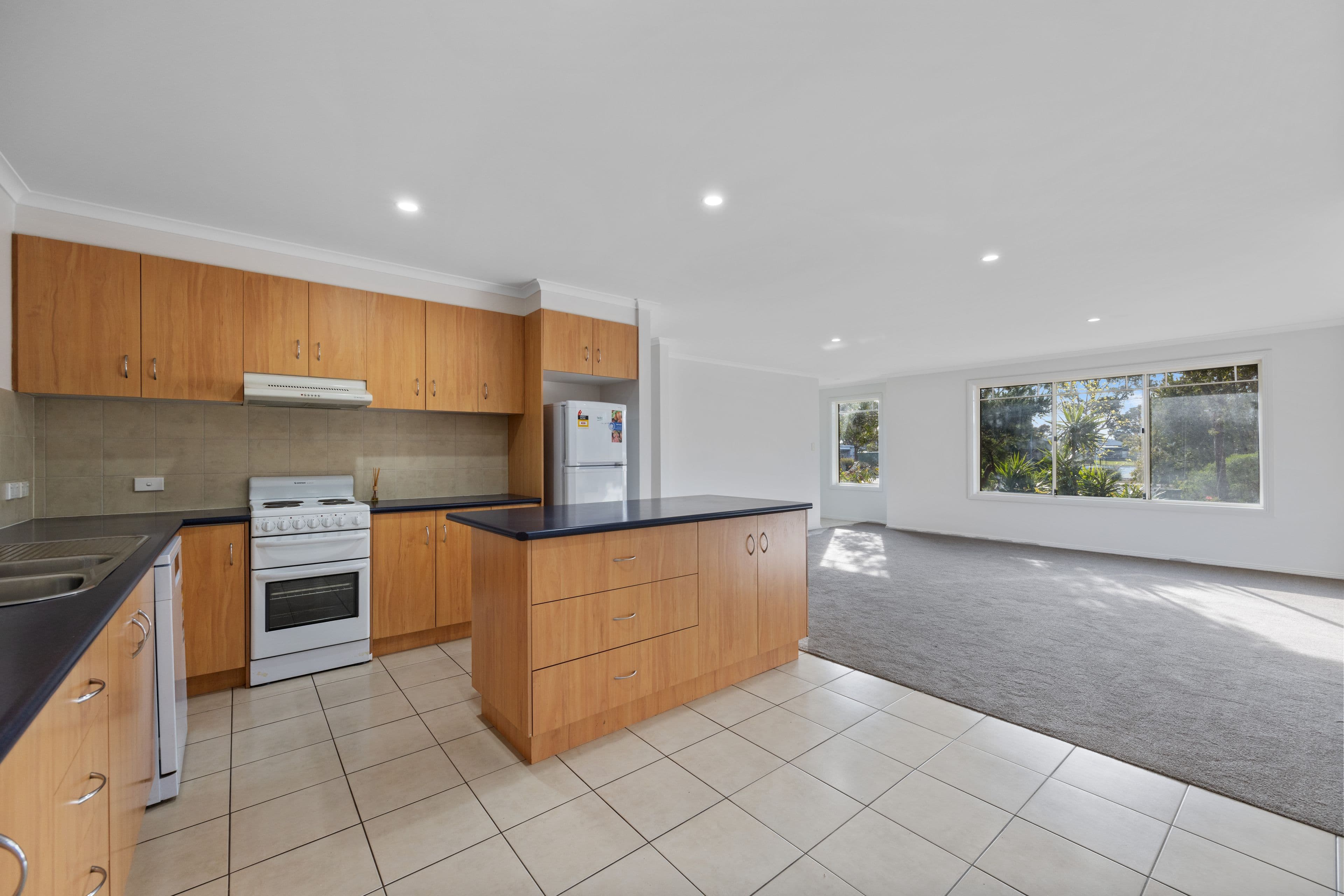 50 Korumburra Road, Wonthaggi VIC 3995, Wonthaggi - Thumbnail 2