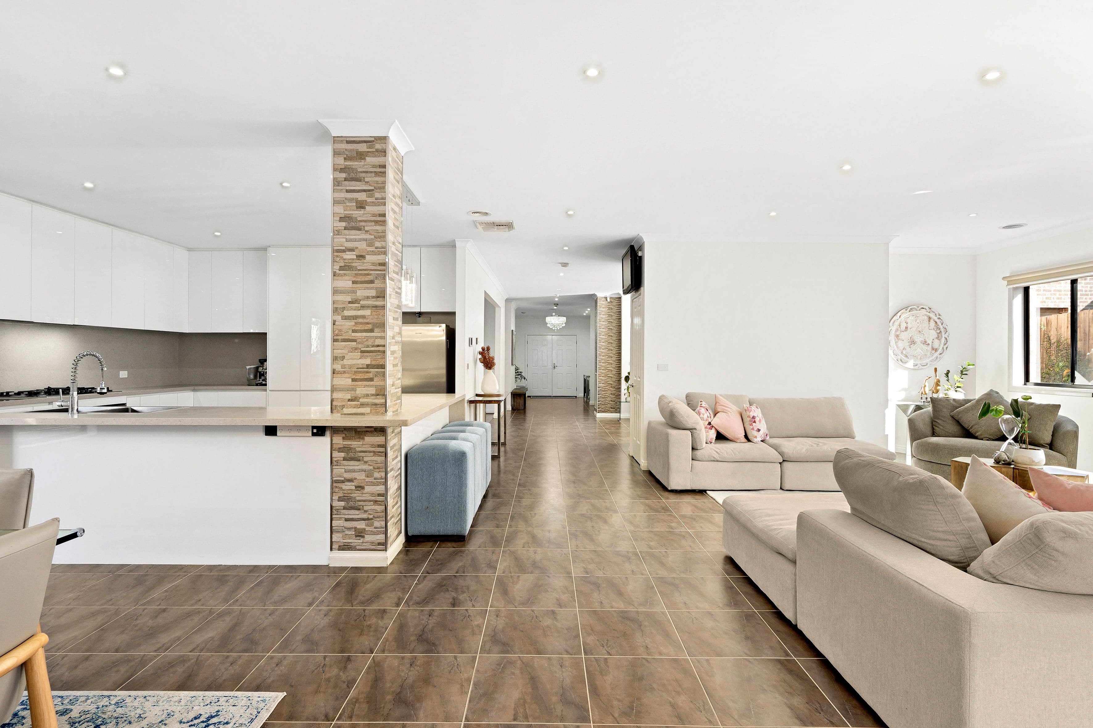 76 Lakeside Drive, Roxburgh Park VIC 3064, Roxburgh Park - Thumbnail 4