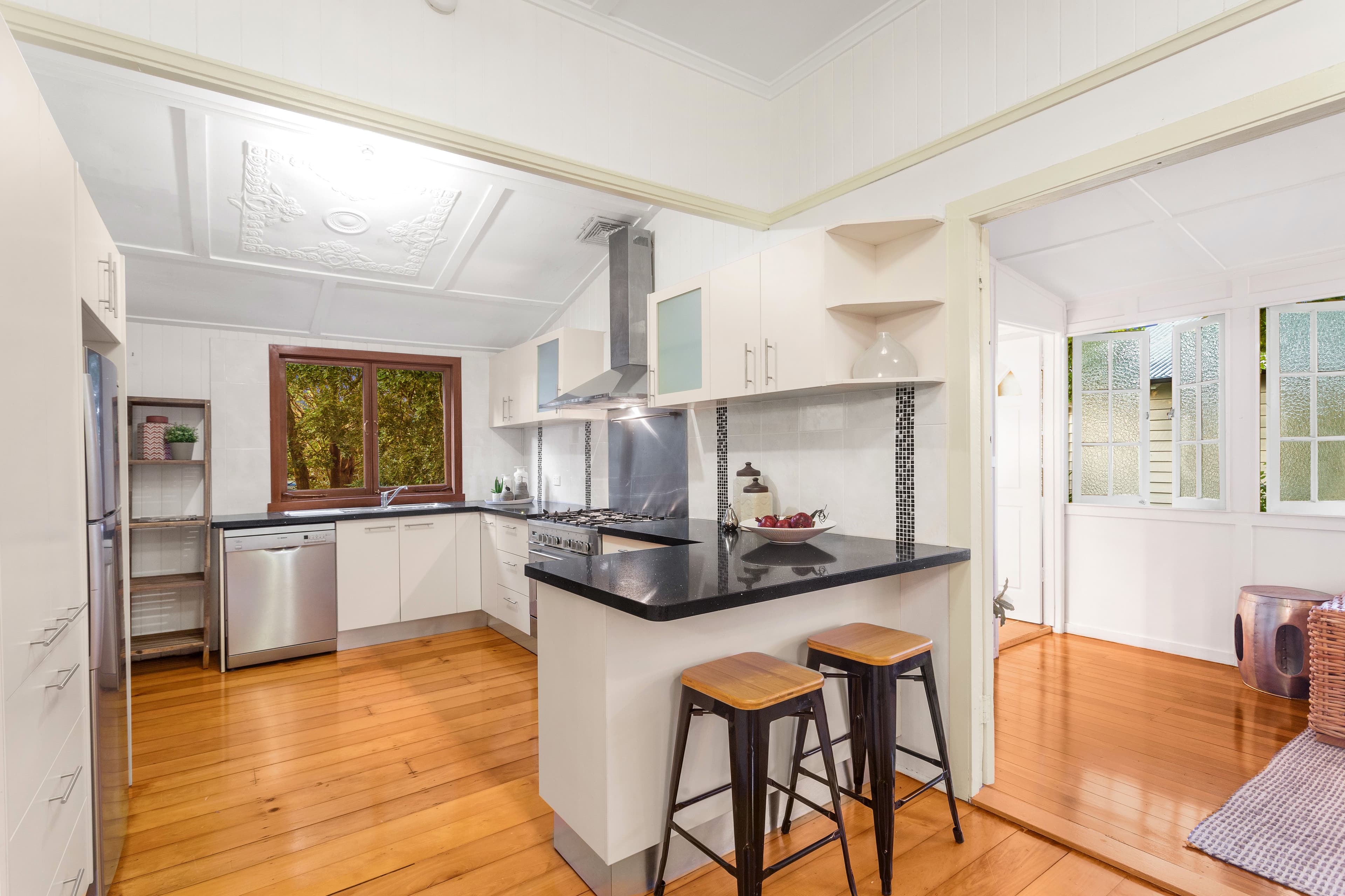 29 Elimatta Drive, Ashgrove QLD 4060, Ashgrove - Thumbnail 3
