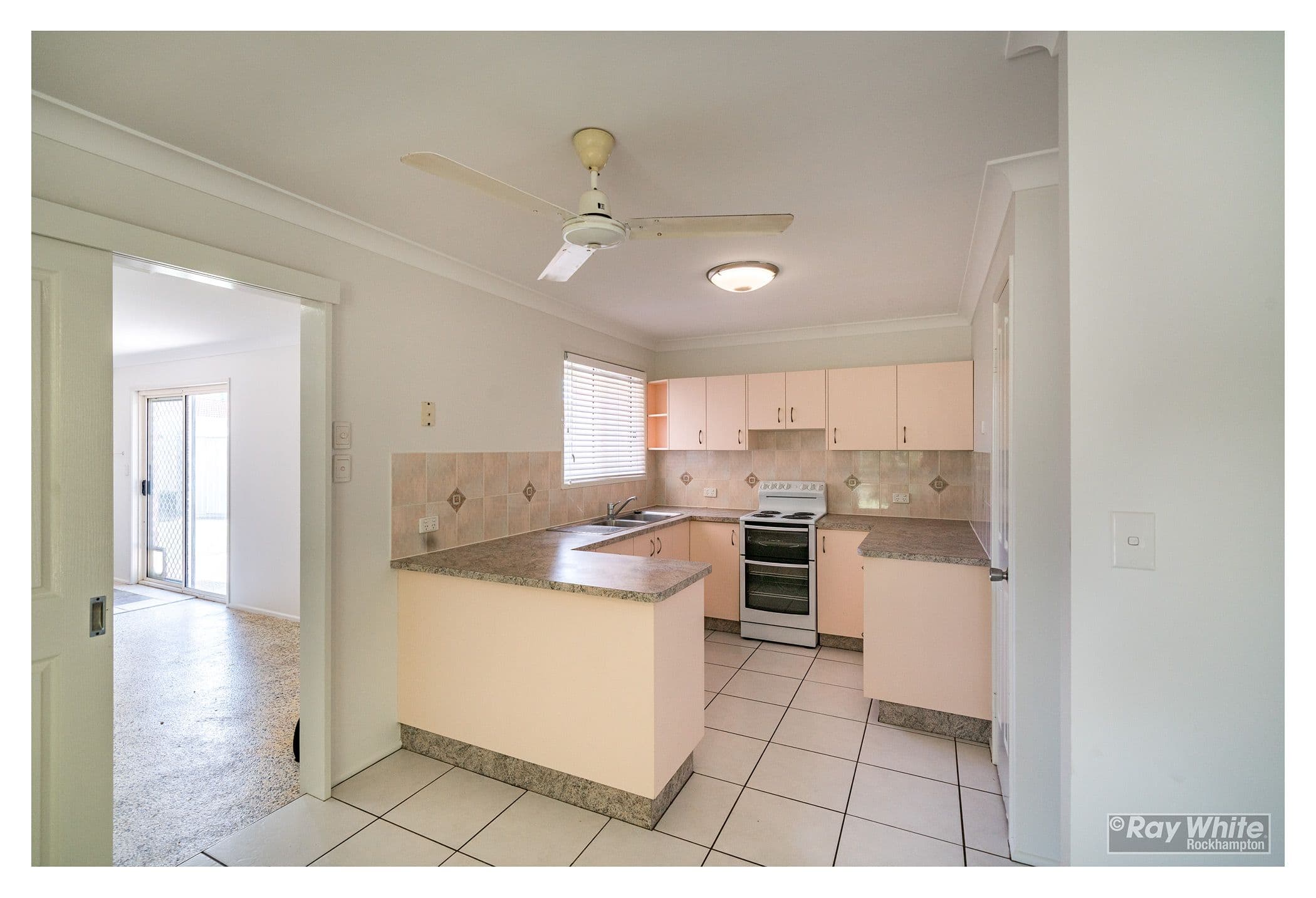 9 Banksia Place, Kawana QLD 4701, Kawana - Thumbnail 2