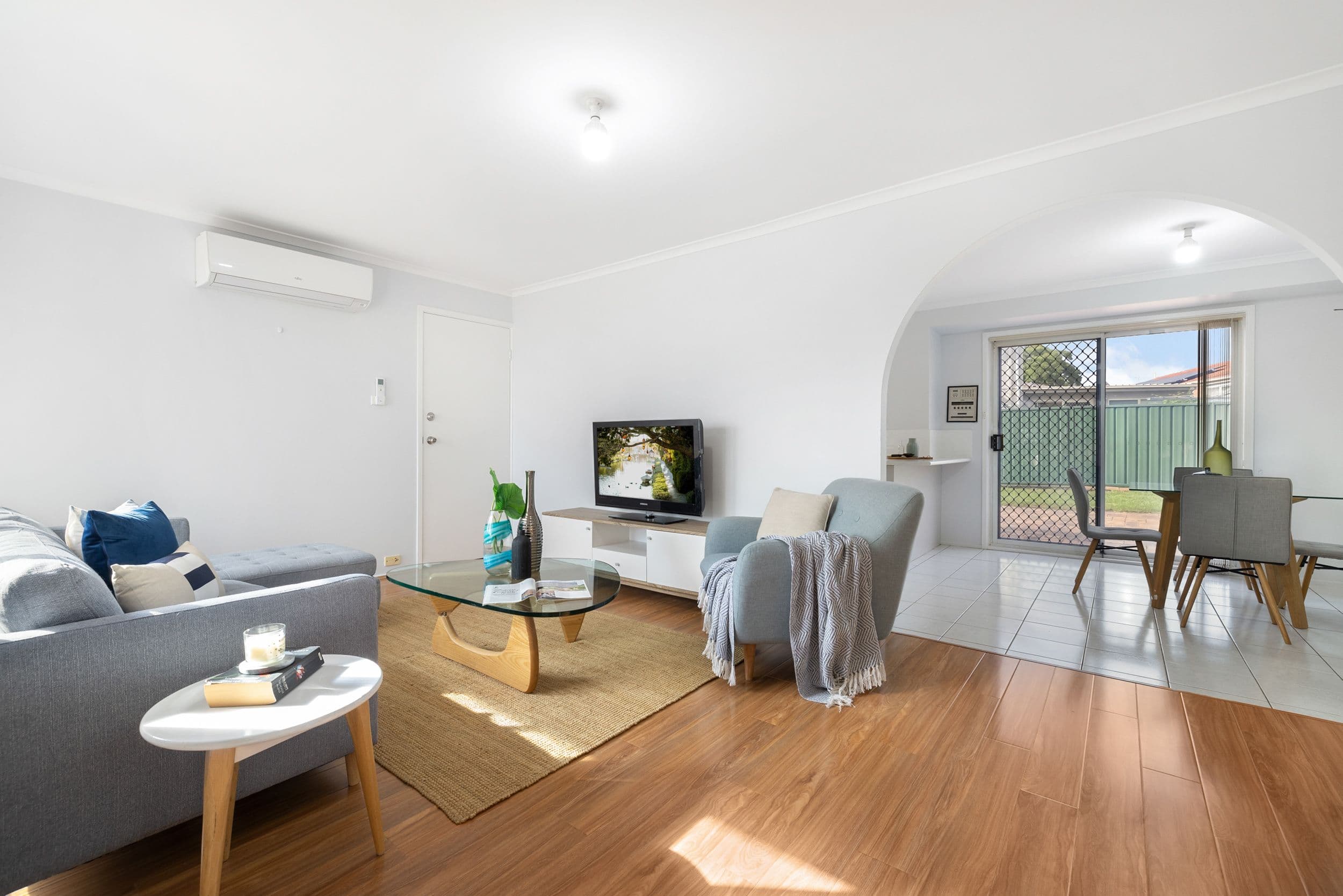 2 Abbott Close, Edensor Park NSW 2176, Edensor Park - Thumbnail 2