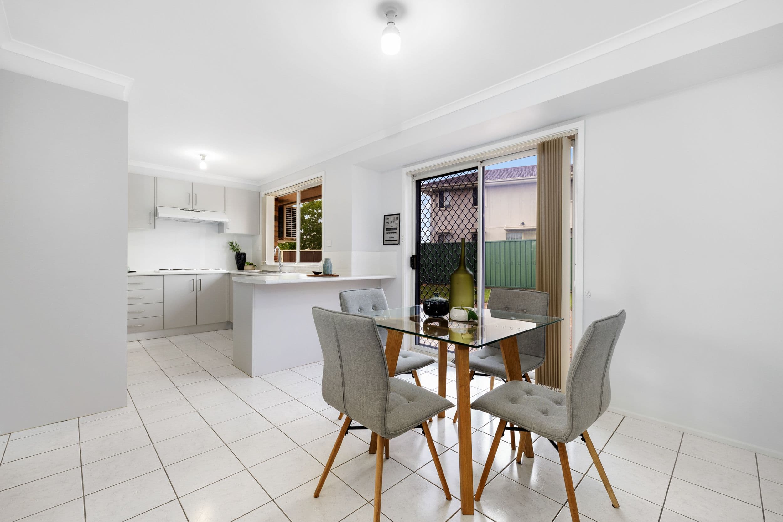 2 Abbott Close, Edensor Park NSW 2176, Edensor Park - Thumbnail 3