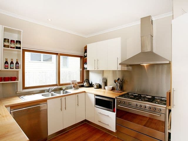 6  Larch Street, BLACKBURN VIC 3130, Blackburn - Thumbnail 4