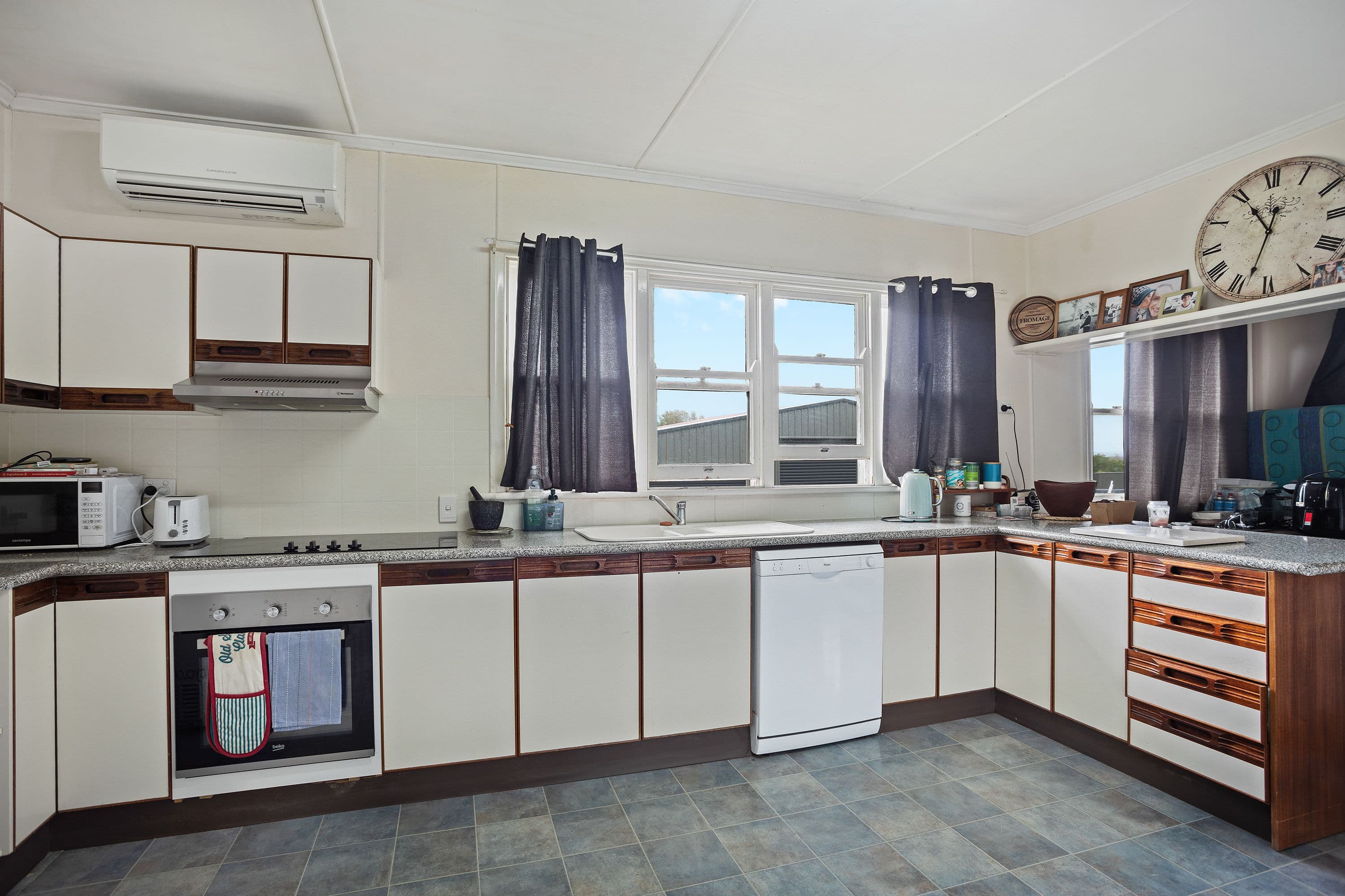 59 Toowoomba Road, Oakey QLD 4401, Oakey - Thumbnail 3