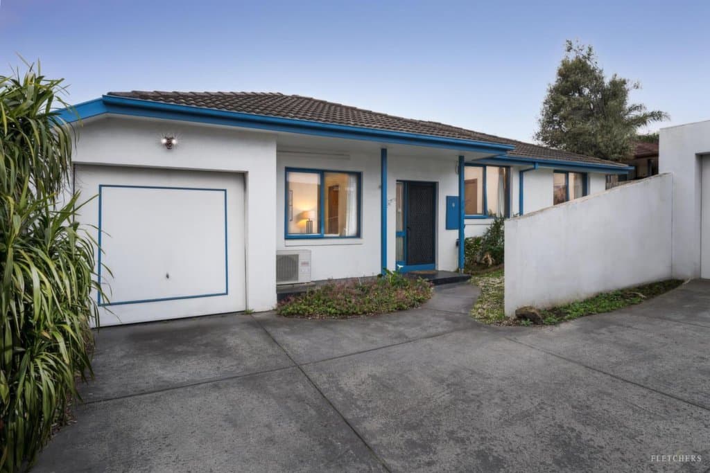 2/61 Tunstall Road, Doncaster East - Thumbnail 2