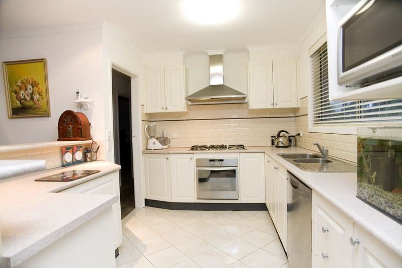 27 Savannah Crescent, Epping VIC 3076, Epping - Thumbnail 2