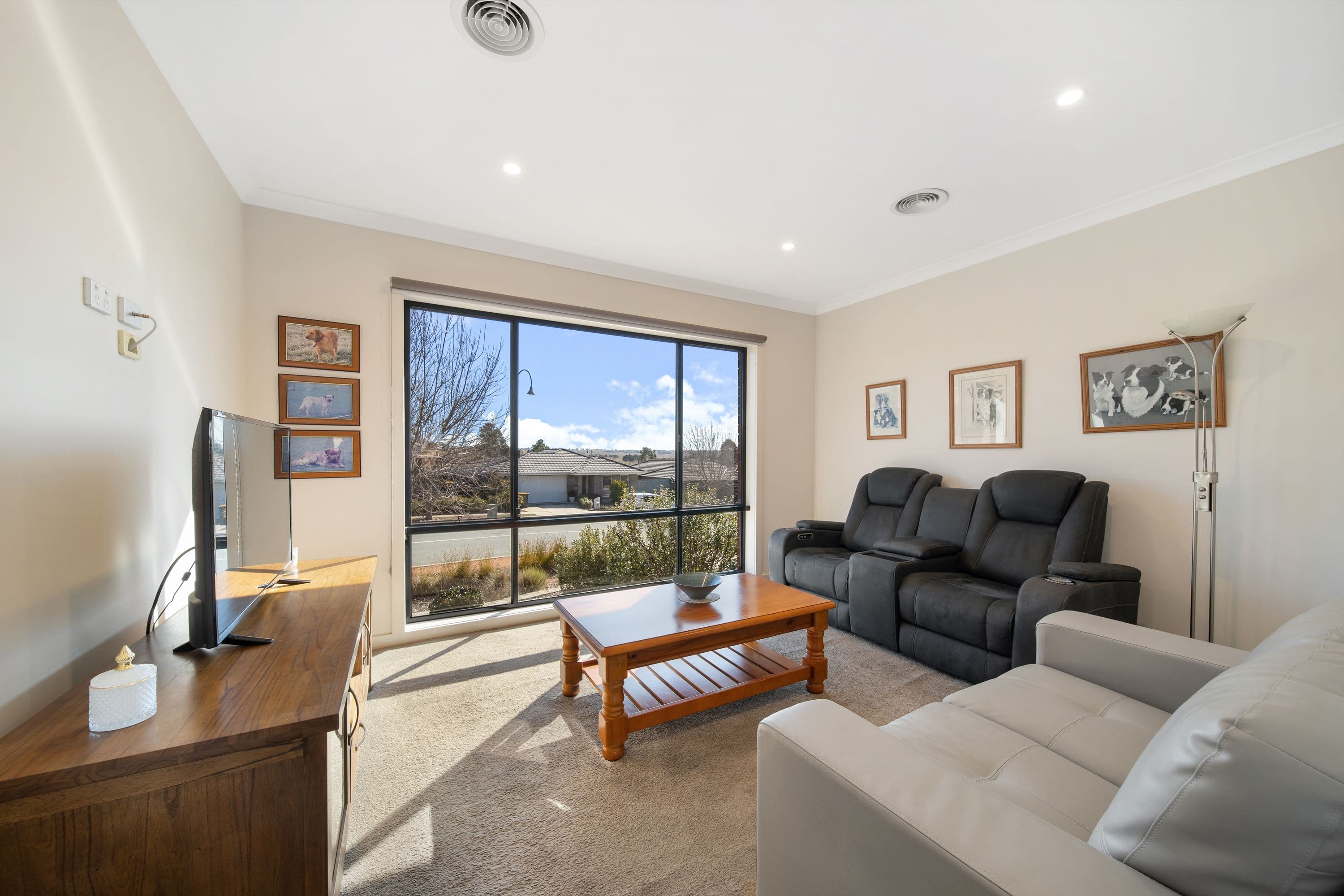 38 Carman Loop, Macgregor ACT 2615, Macgregor - Thumbnail 3