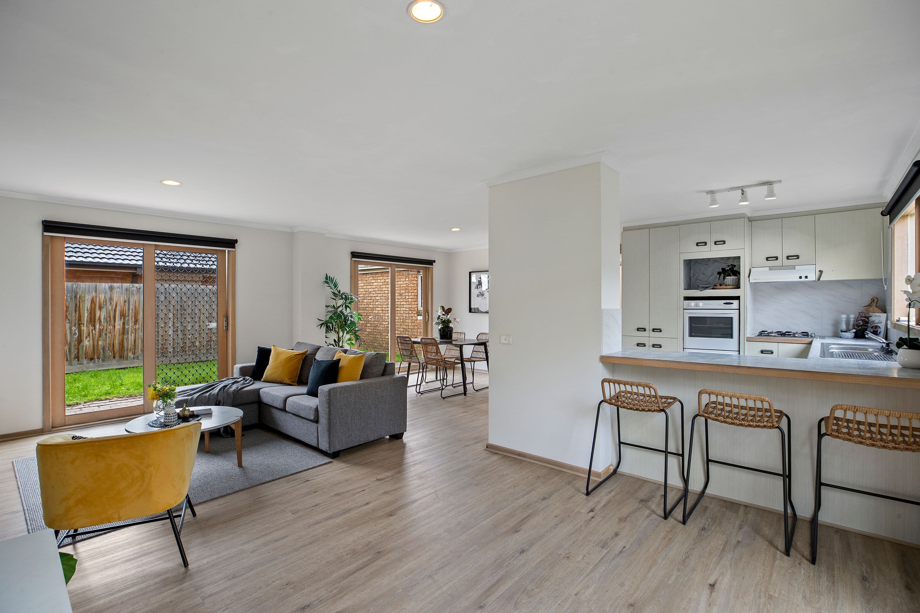 140 Waradgery Drive, Rowville VIC 3178, Rowville - Thumbnail 5