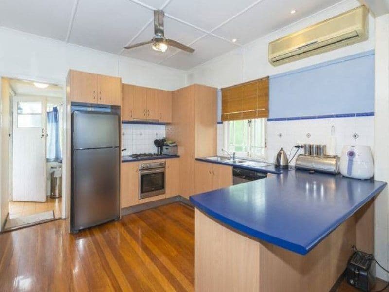 2 Dorames Street, HENDRA QLD 4011, Hendra - Thumbnail 3