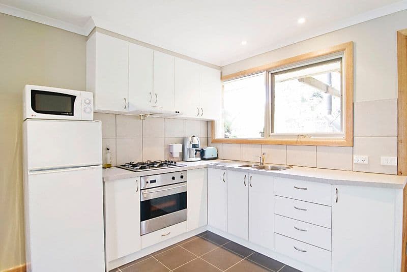 2 Seahorse Court, Banksia Beach, QLD, 4507, Banksia Beach - Thumbnail 2