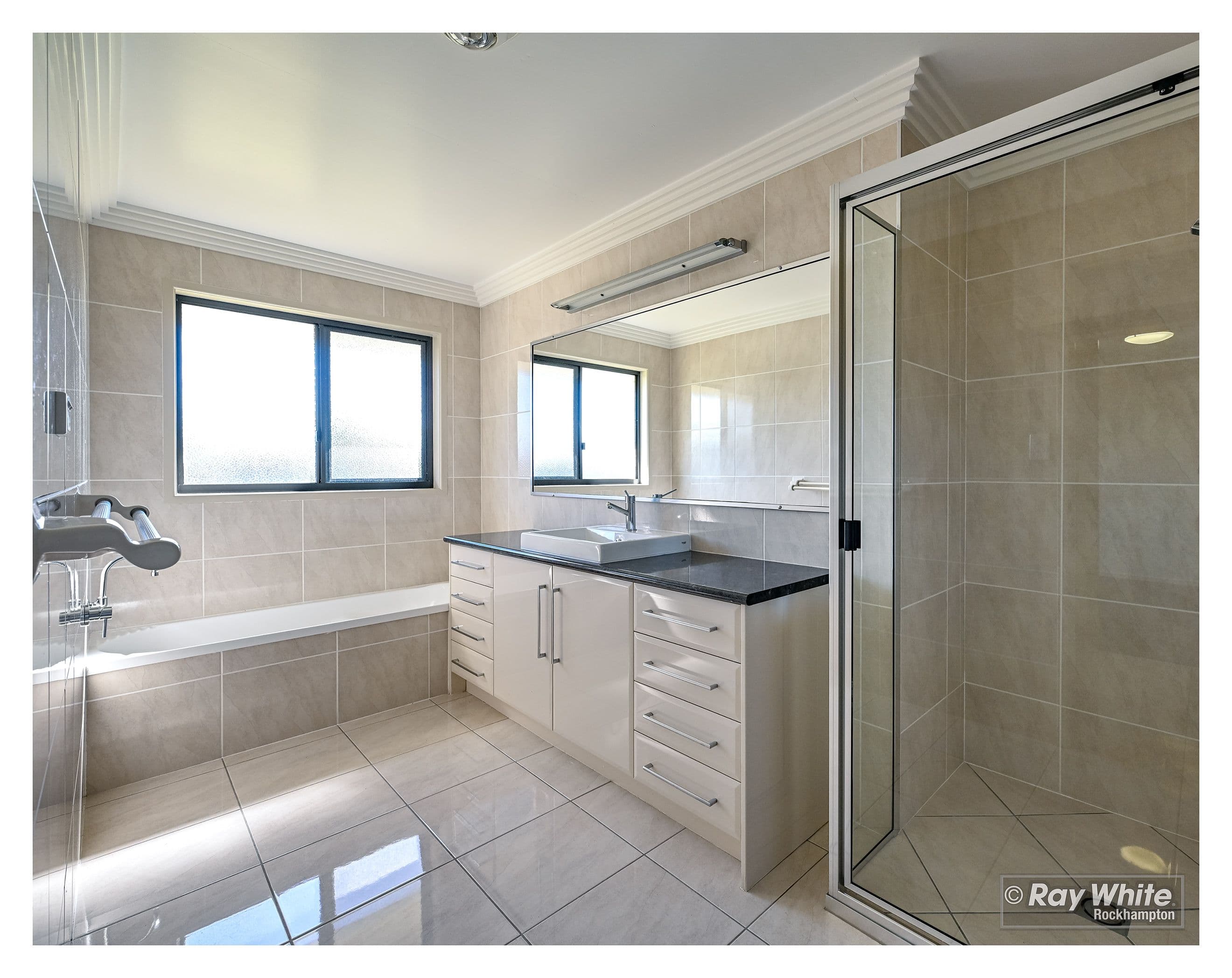 8 Frangipani Court, Norman Gardens QLD 4701, Norman Gardens - Thumbnail 4