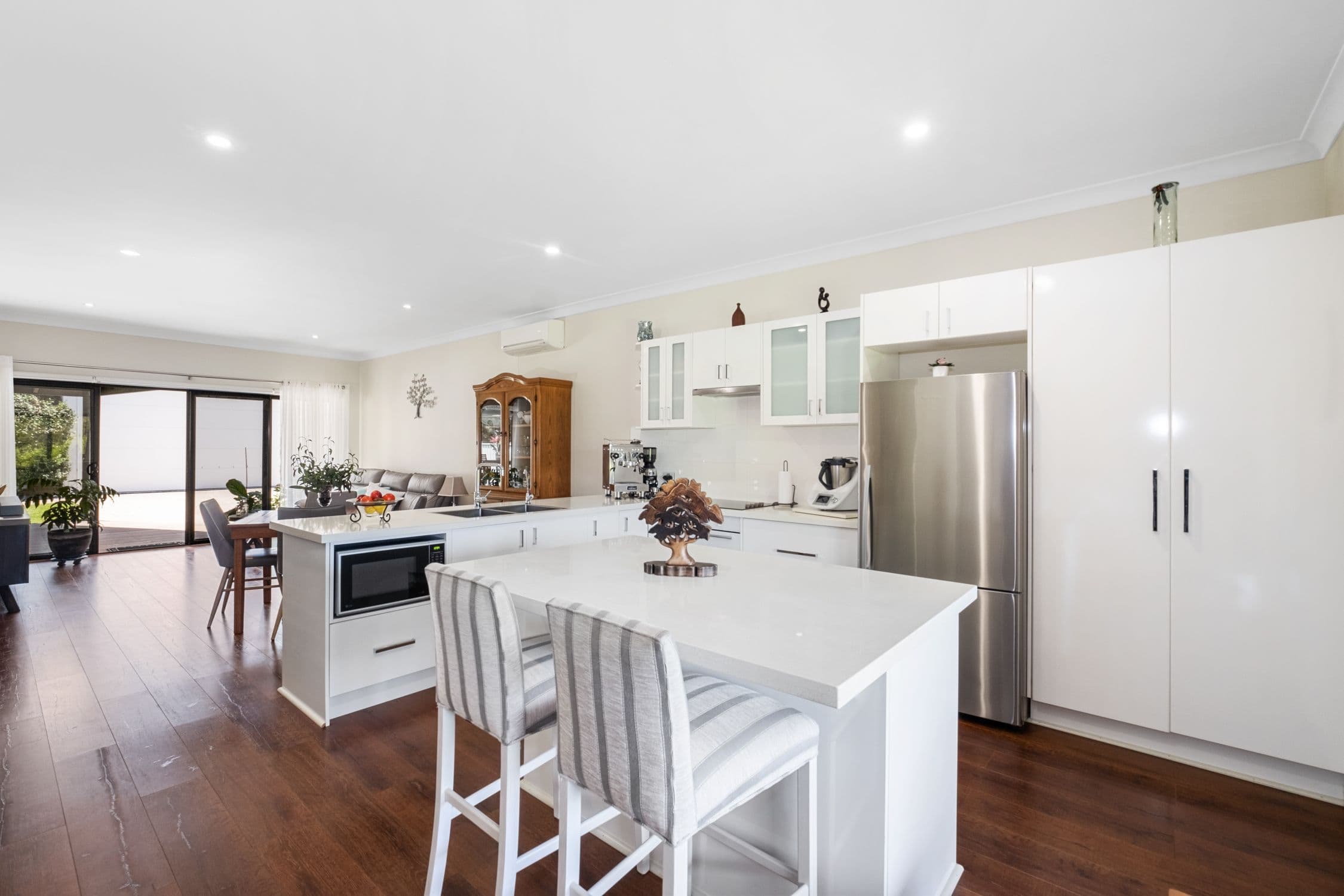 945 The Entrance Road, Forresters Beach NSW 2260, Forresters Beach - Thumbnail 4