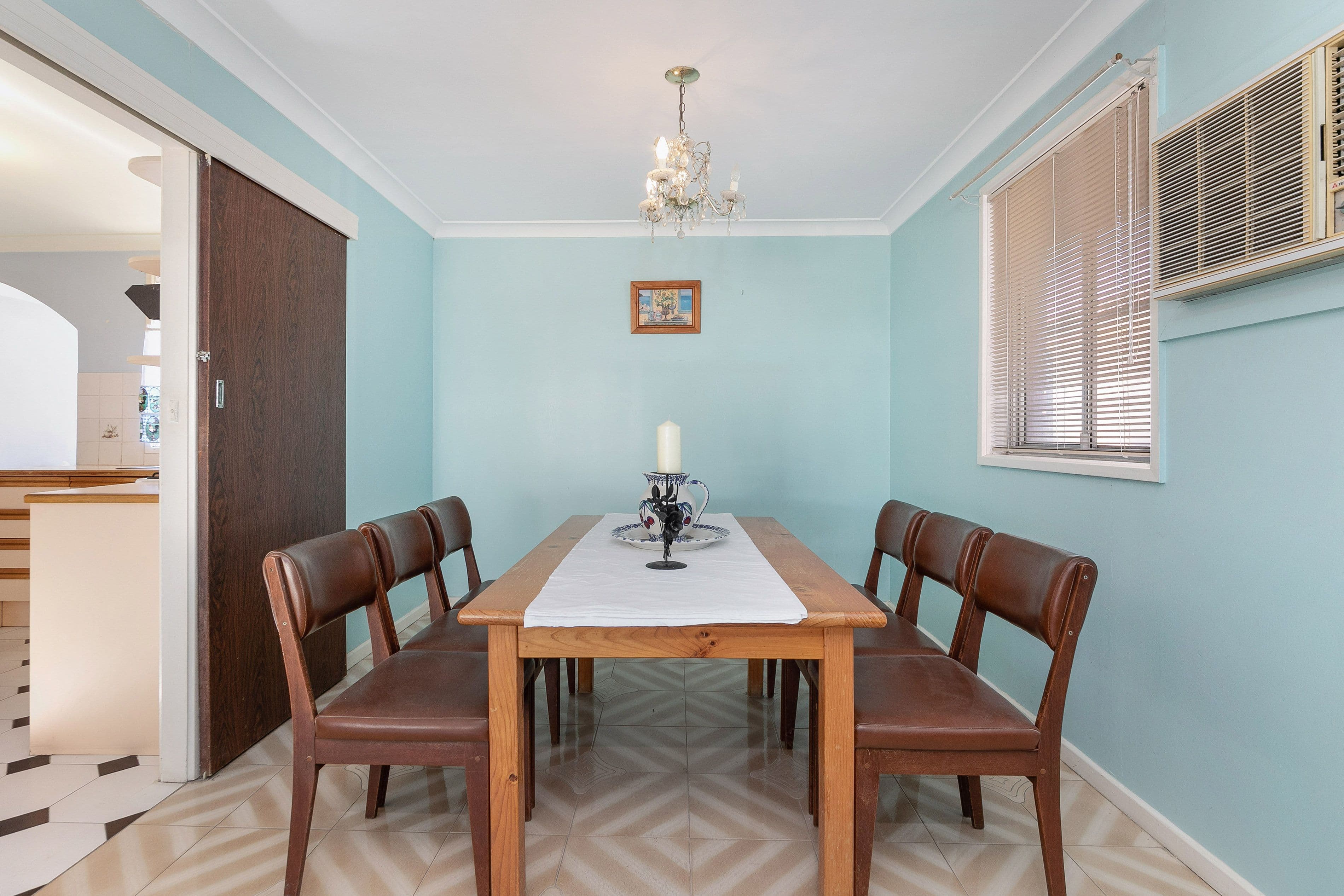 28 Binalong Avenue, Georges Hall NSW 2198, Georges Hall - Thumbnail 4