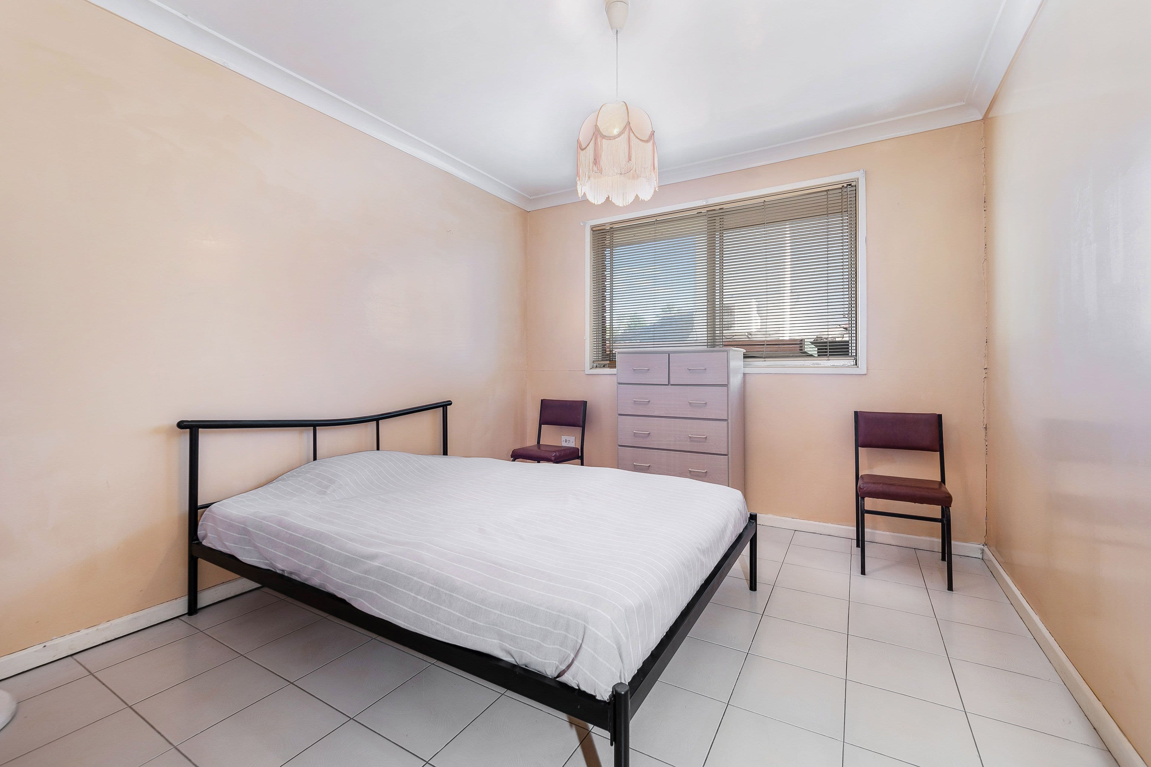 28 Binalong Avenue, Georges Hall NSW 2198, Georges Hall - Thumbnail 7