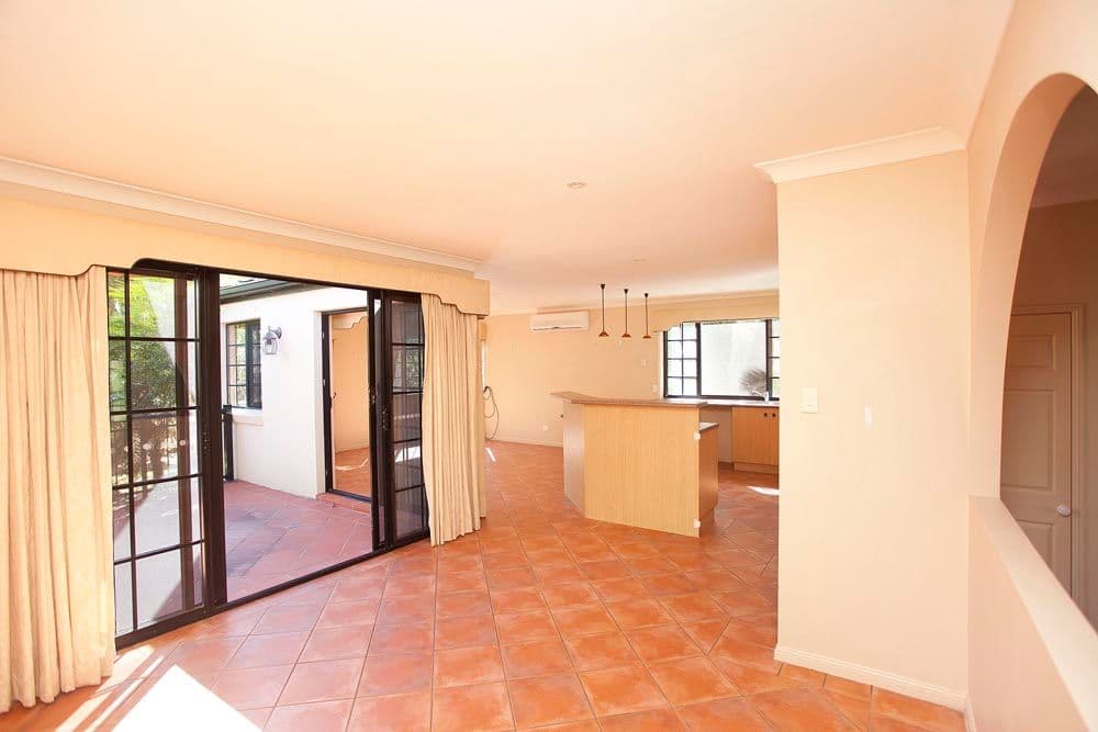 8 Banksia Place, MOUNT GRAVATT EAST QLD 4122, Mount Gravatt East - Thumbnail 5