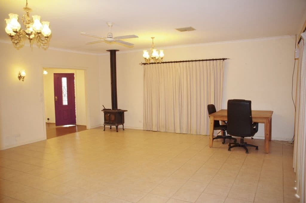 67 Twentyseventh Street, Renmark SA 5341, Renmark South - Thumbnail 2
