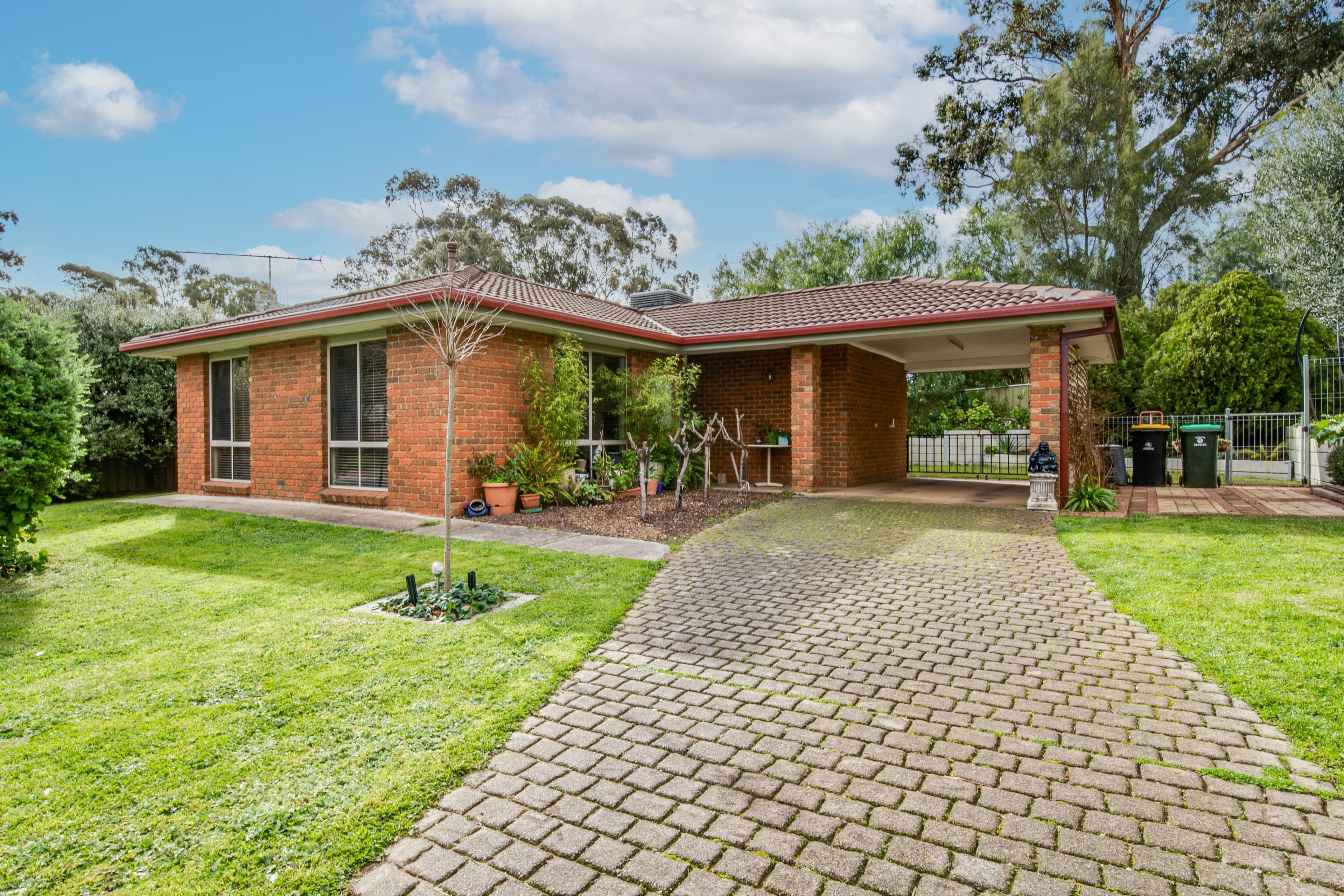 1 Coralee Place, Golden Square VIC 3555, Golden Square - Image 1