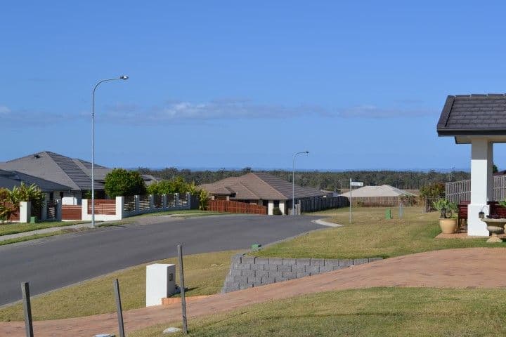31 Parkland Boulevard, WONDUNNA QLD 4655, Wondunna - Image 1