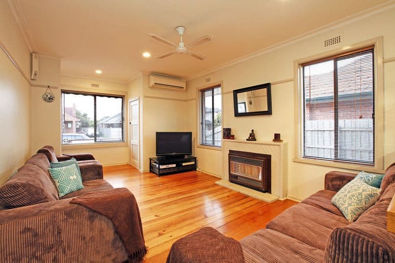 20 Clinnick Street, RESERVOIR VIC 3073, Reservoir - Thumbnail 2