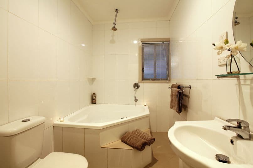 20 Clinnick Street, RESERVOIR VIC 3073, Reservoir - Thumbnail 4