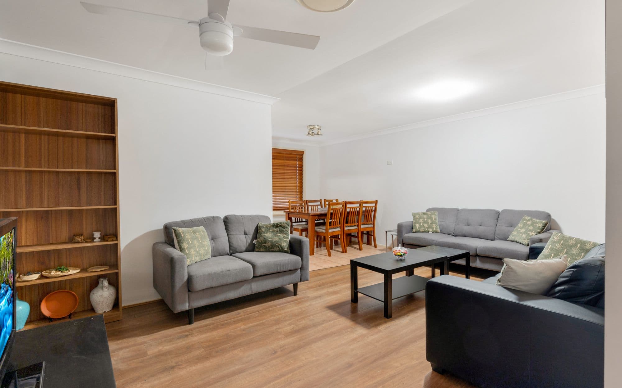 8 Nambung Place, Bow Bowing NSW 2566, Bow Bowing - Thumbnail 2