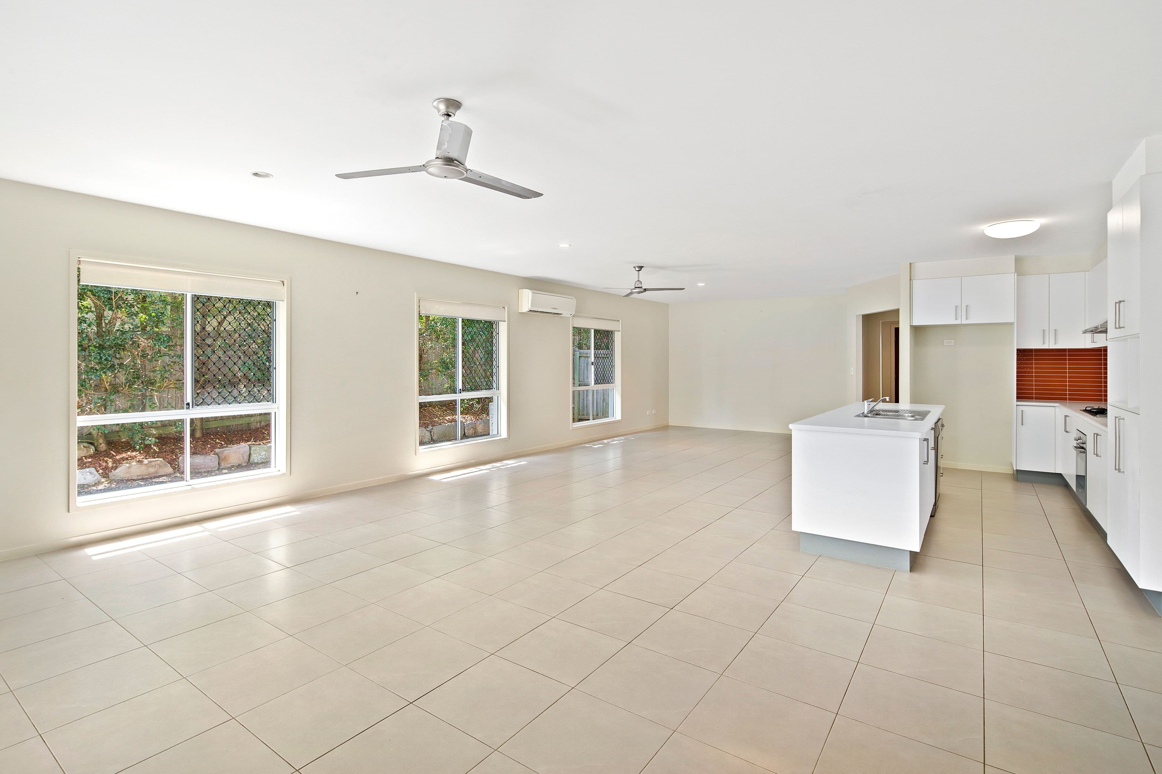 33 Riviera Crescent, Peregian Springs QLD 4573, Peregian Springs - Thumbnail 4