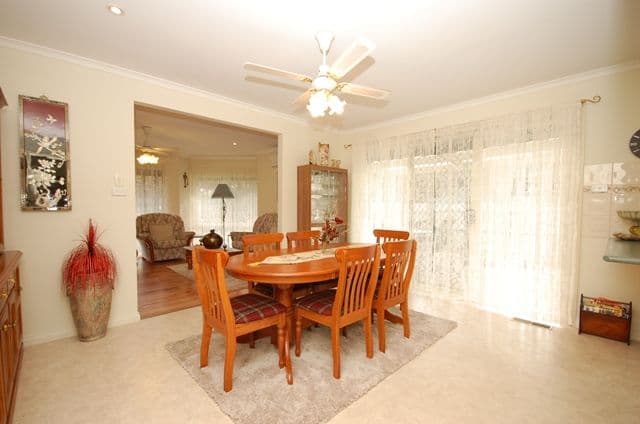 42 Elsie Street, BORONIA VIC 3155, Boronia - Thumbnail 3
