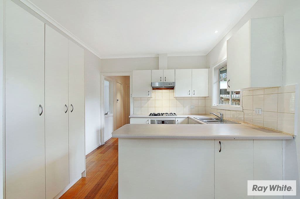 30 Timms Avenue, Croydon VIC 3136, Croydon - Thumbnail 3
