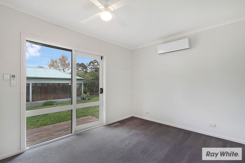 30 Timms Avenue, Croydon VIC 3136, Croydon - Thumbnail 4