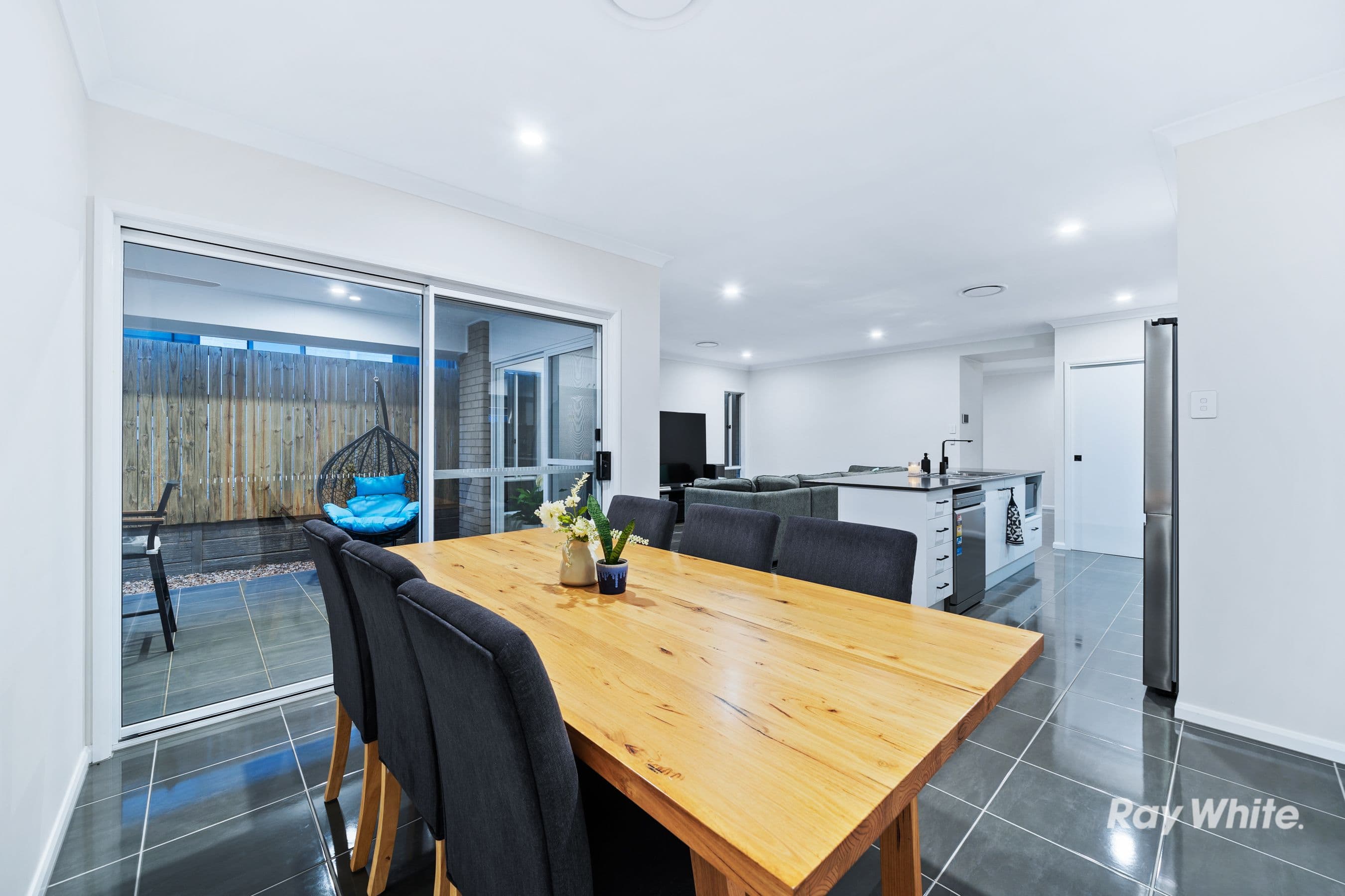 77 Moss Street, Greenbank QLD 4124, Greenbank - Thumbnail 5