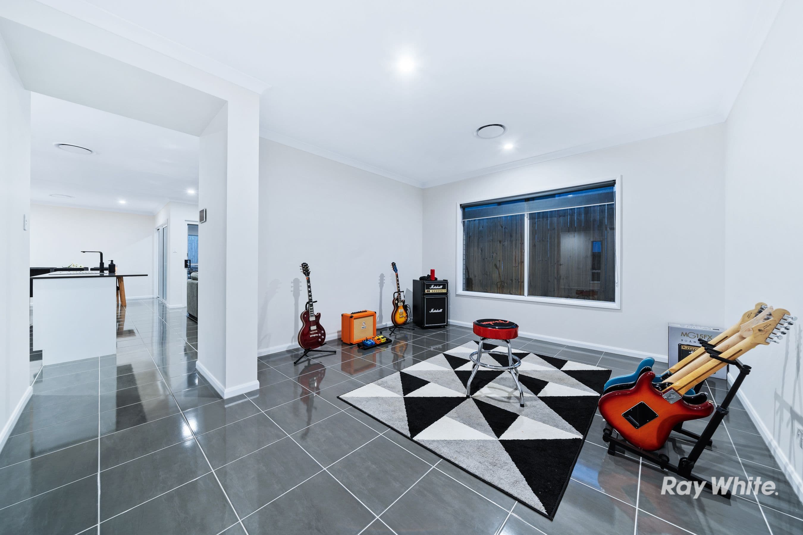 77 Moss Street, Greenbank QLD 4124, Greenbank - Thumbnail 7