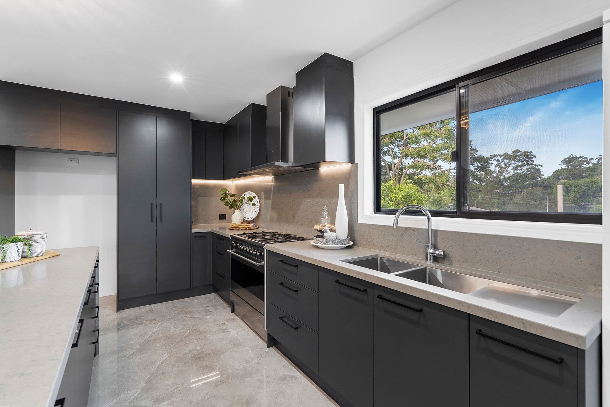 45 Grunert Street, Holland Park QLD 4121, Holland Park - Thumbnail 4