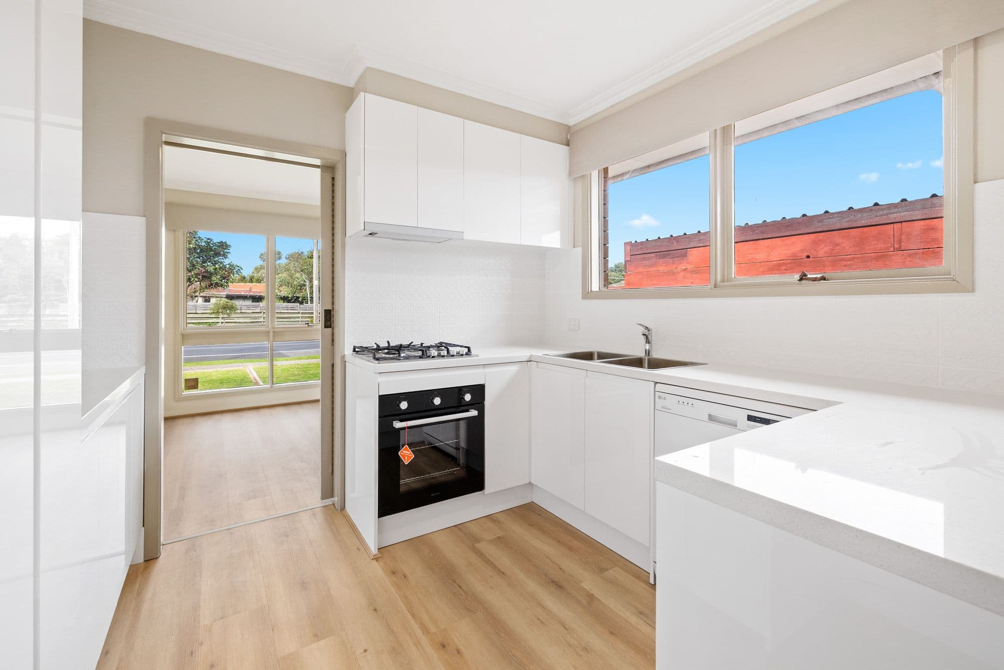 14 Cambridge Crescent, Werribee VIC 3030, Werribee - Thumbnail 4
