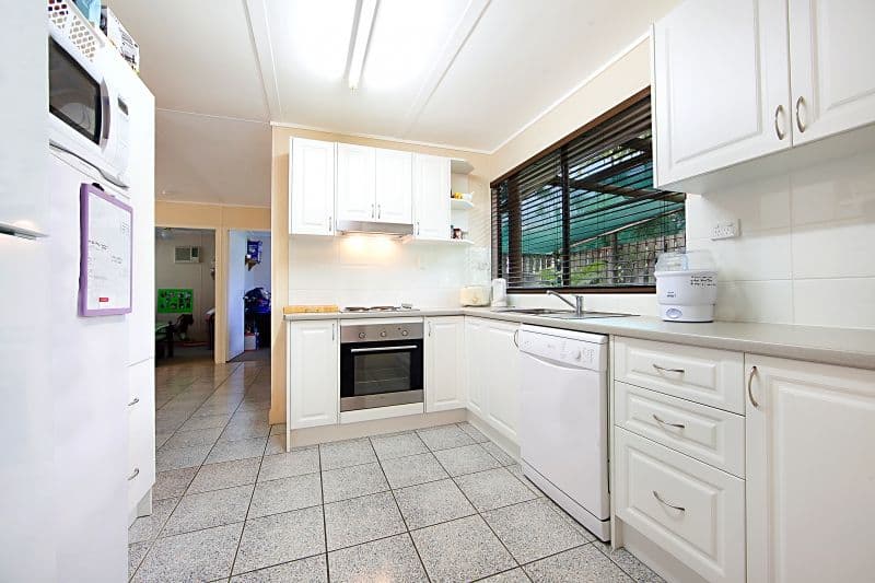 4 Ruby Court, KELSO QLD 4815, Kelso - Thumbnail 2