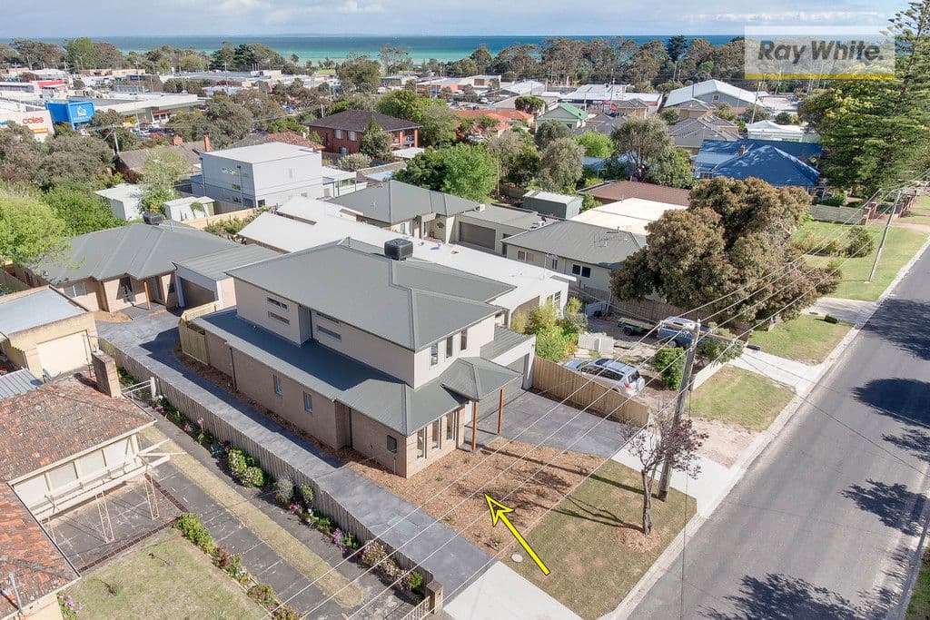 12 Thomas Street, ROSEBUD VIC 3939, Rosebud - Thumbnail 3